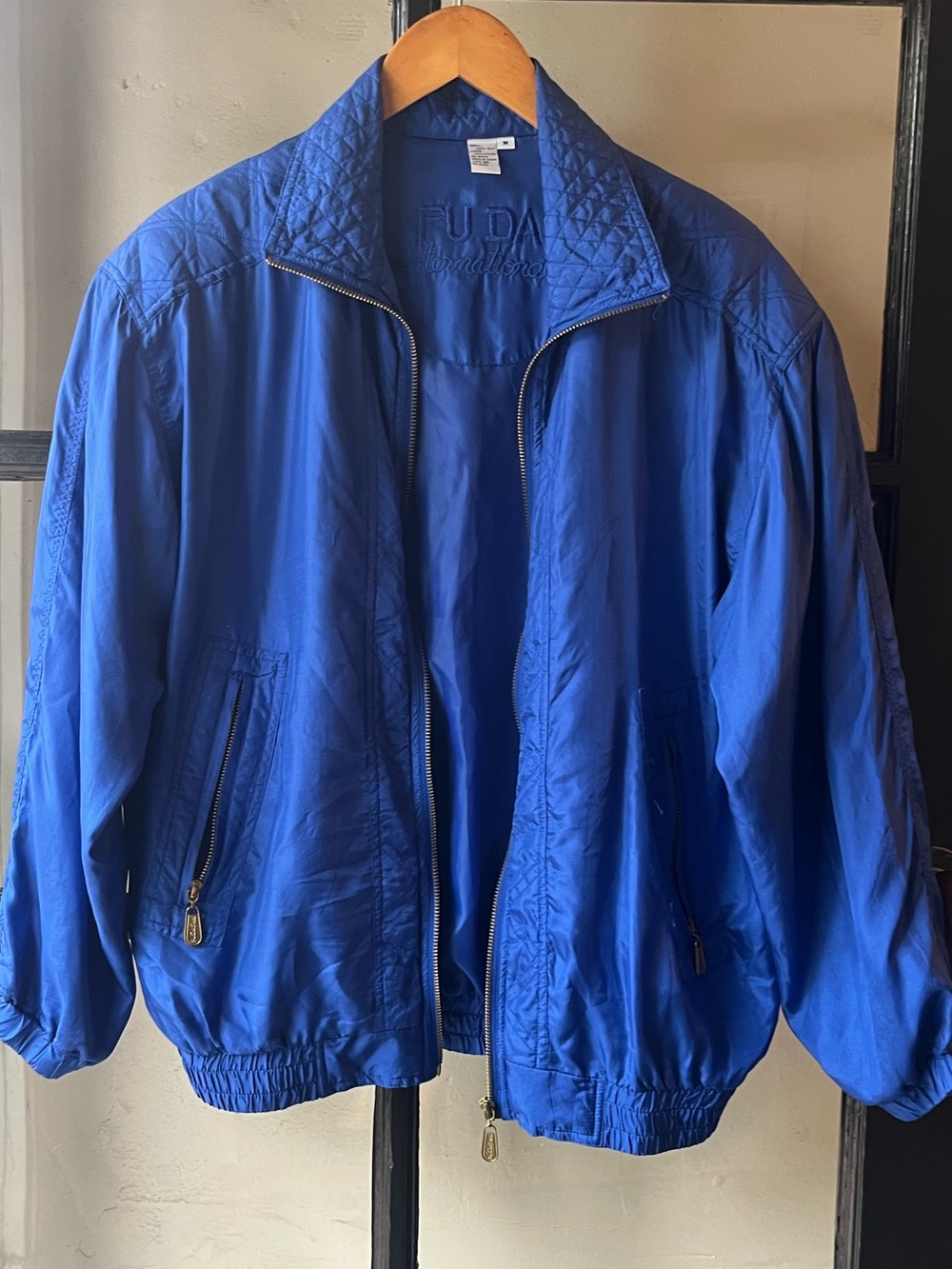 Beautiful Vintage FUDA International Cobalt Blue Silk Windbreaker Zip Up Jacket